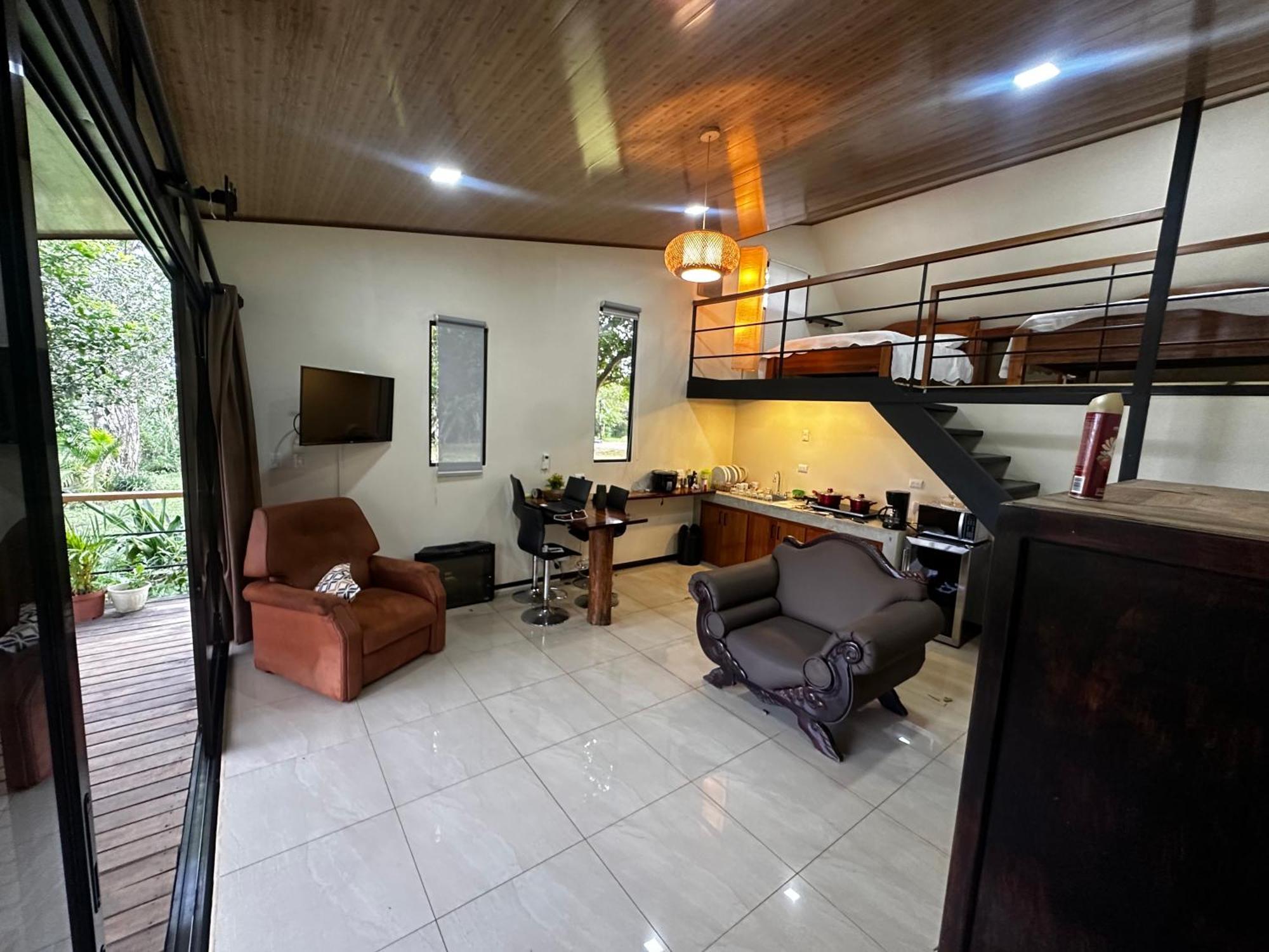 Modern Loft Inside A Beautiful Farm Apartment General Viejo Bagian luar foto